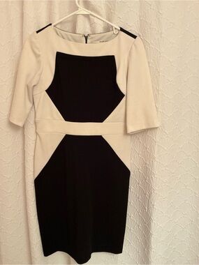 Studio One Black and White Geometric Midi Dress